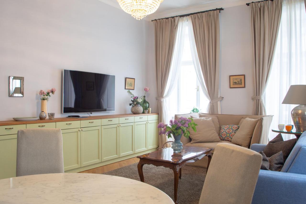 Stilvolles Apartment In Zentraler Lage Вена Экстерьер фото